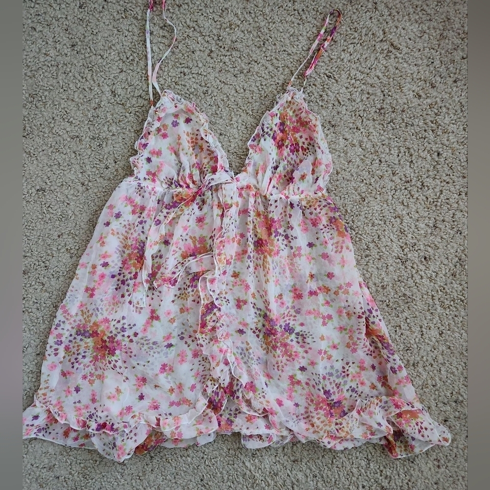 Victorias Secret Vintage White Floral Flyaway Babydoll Cami Slip Size large